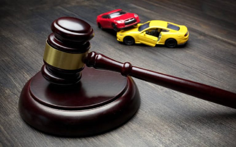 Read more about the article  Car Crash Lawsuit: What You Need to Know