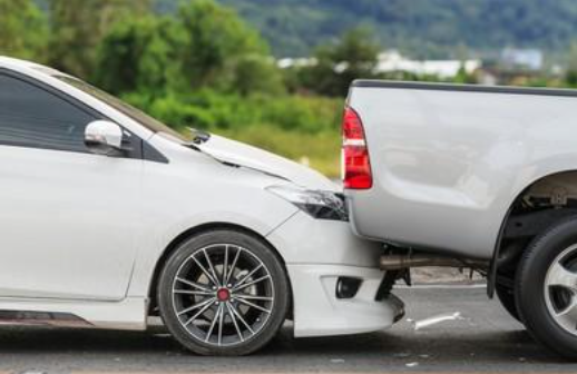 Read more about the article Common Injuries in Rear-End Collision Accidents and How to Get Compensation