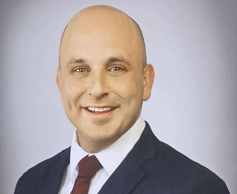 Read more about the article Immigration Counsel for Latino Families: Expectations vs. Reality